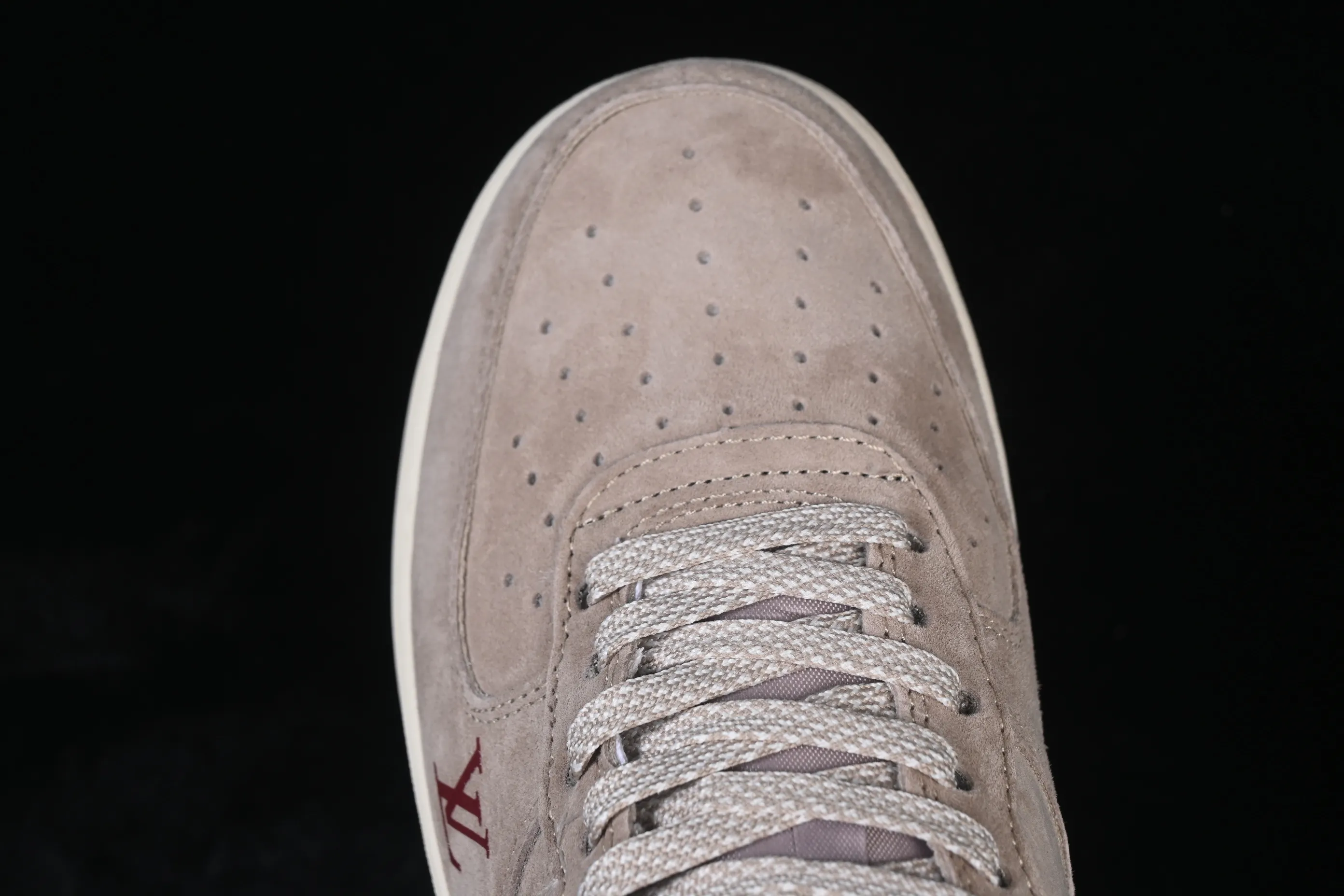 All categories Nk Air Force 1 Air Force series Nk Air Force 1 Low Air Force low-top Nike Air Force 1'07 Low gray red suede Air Force 1 low-top casual sneakers KL1688-002